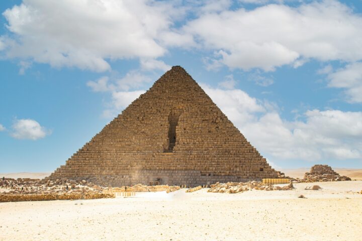 Gíza: meghiúsult a piramisfelújítás