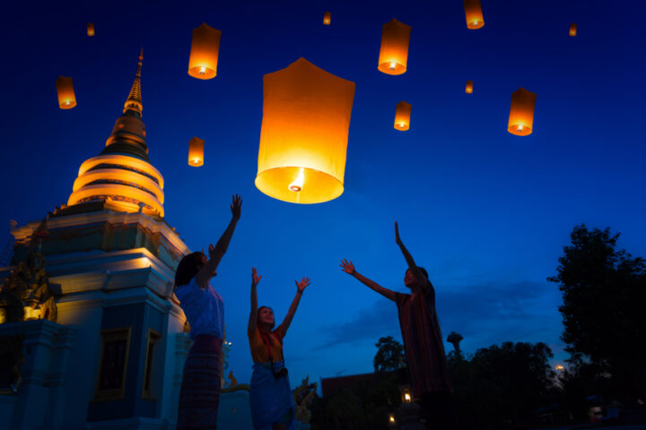 Thaiföld különlegessége: a Yi Peng Lámpás Fesztivál